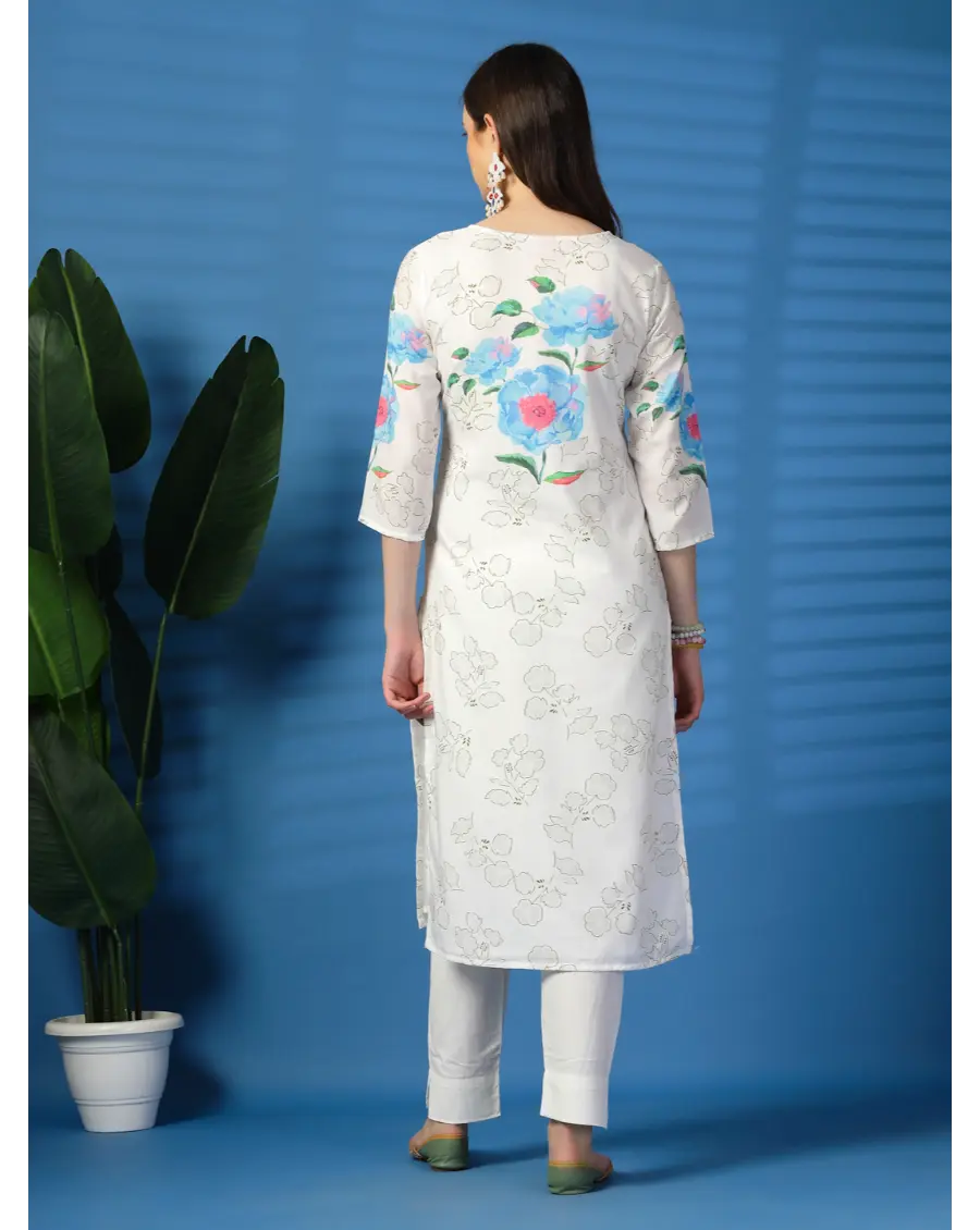 Women Floral blue Printed Pure Cotton Straight Kurta