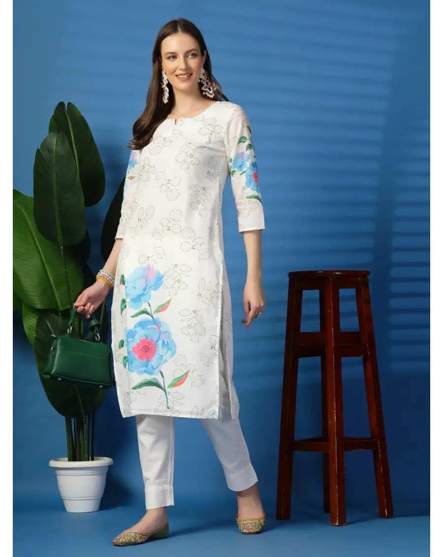 Women Floral blue Printed Pure Cotton Straight Kurta