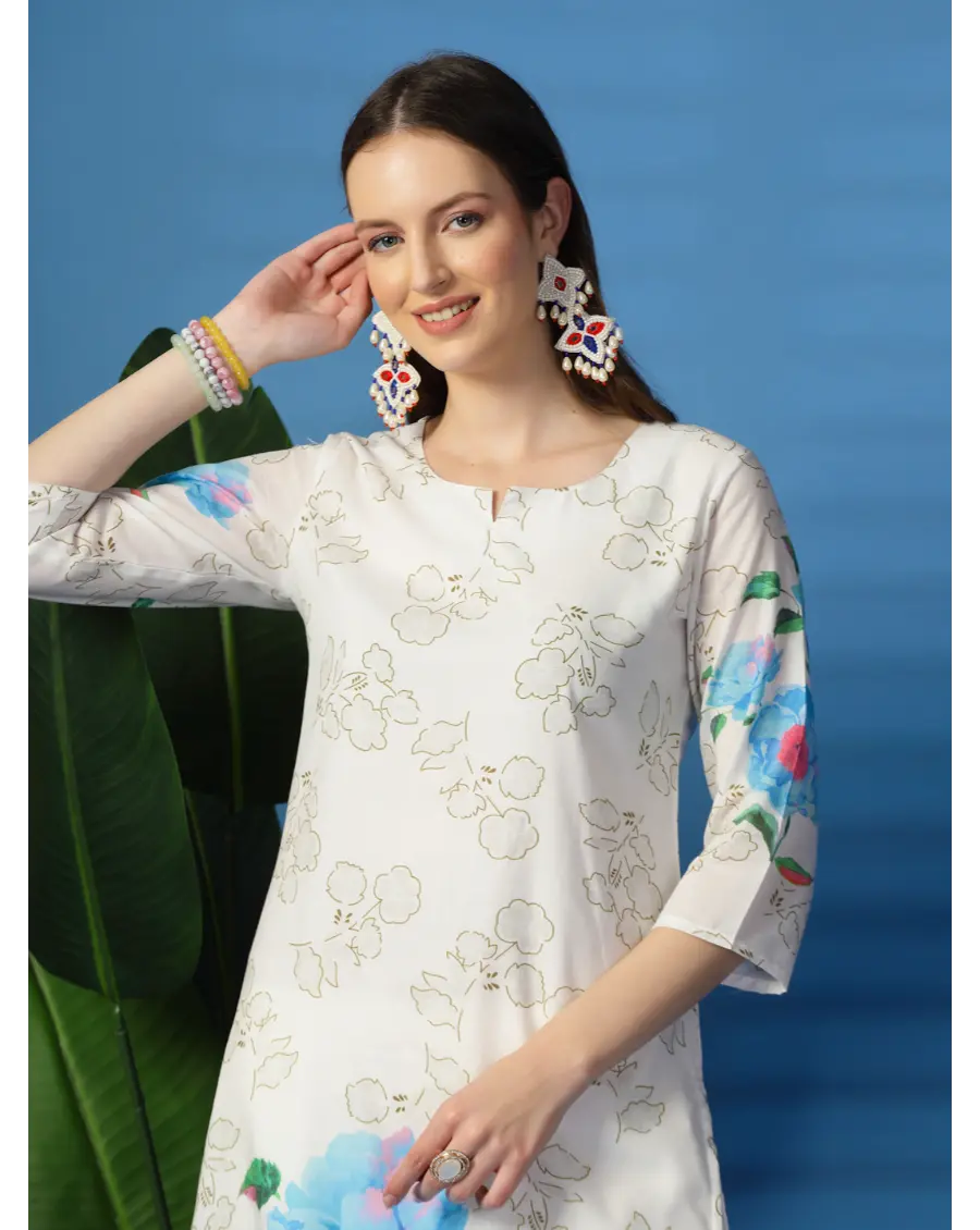 Women Floral blue Printed Pure Cotton Straight Kurta