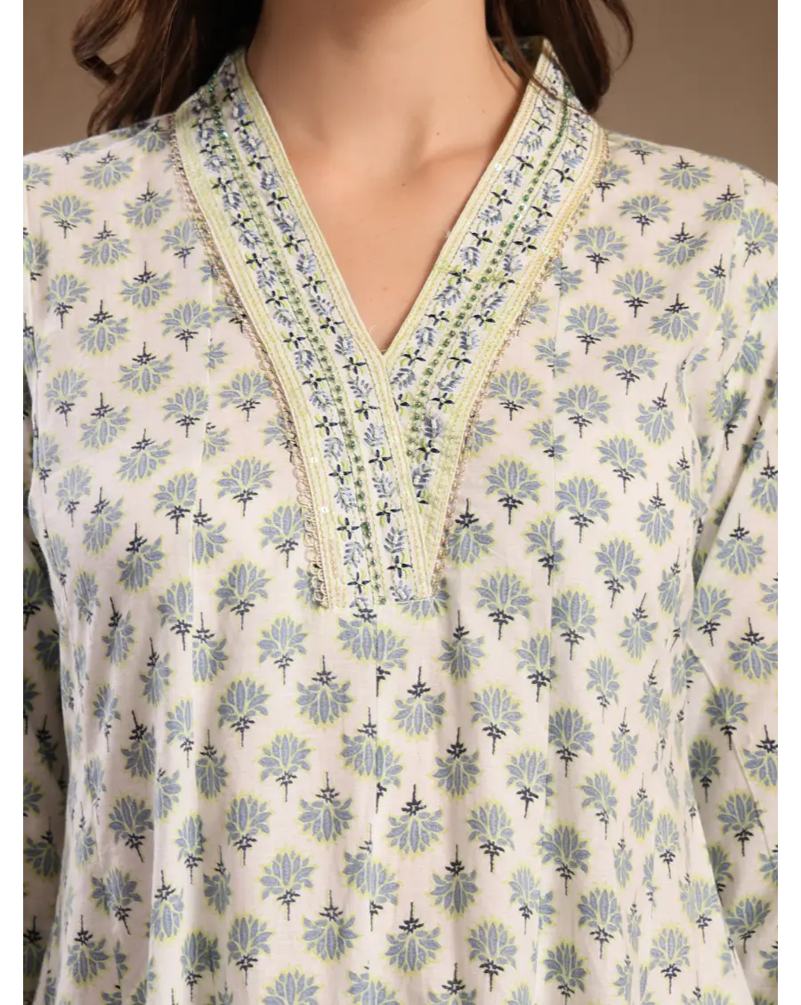 Women Cream Printed Cotton Fabric Anarkali Kurta Set